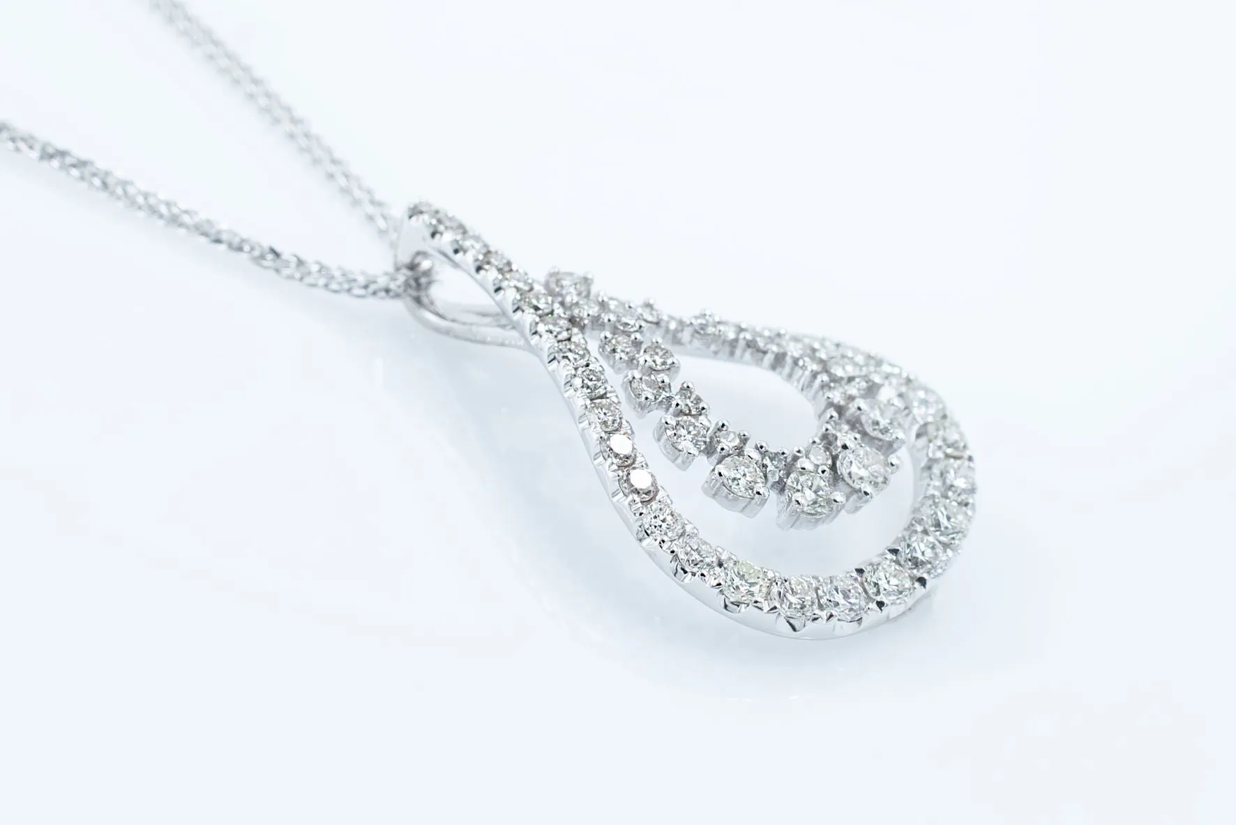 1.41 CT Tear Drop Pendant