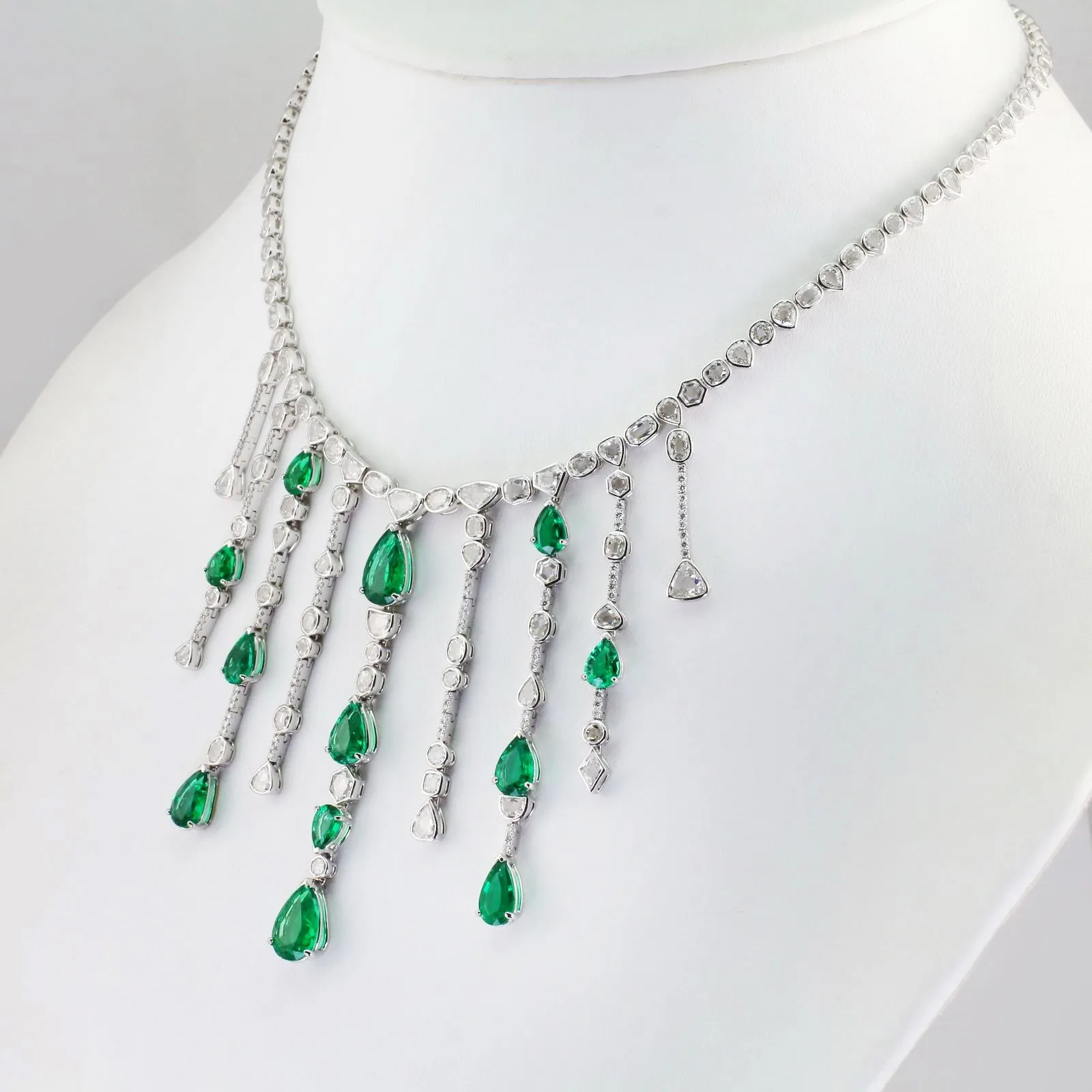 14.60 / 14.25 cts Emerald With Diamond Necklace