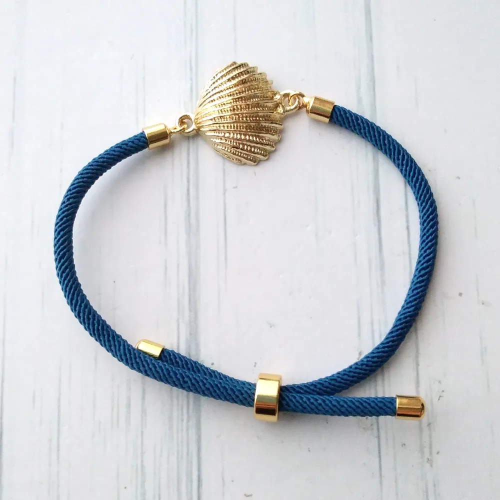 Dani Clamshell Corded Slider Bracelet