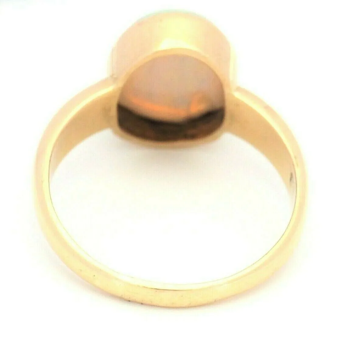 Light Opal 18ct Yellow Gold Ring