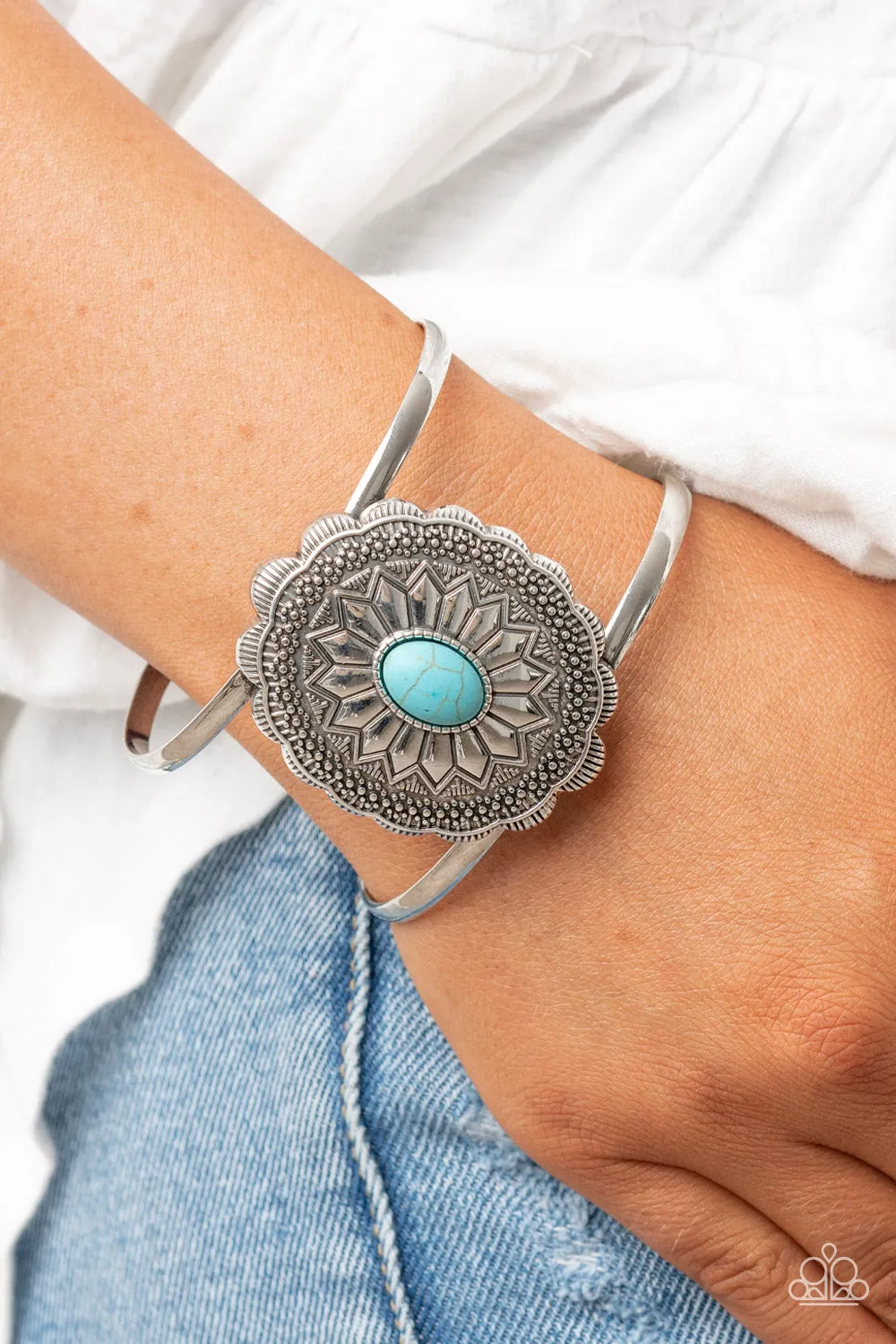 Mirage Magnificence - Blue Bracelet - Paparazzi Accessories