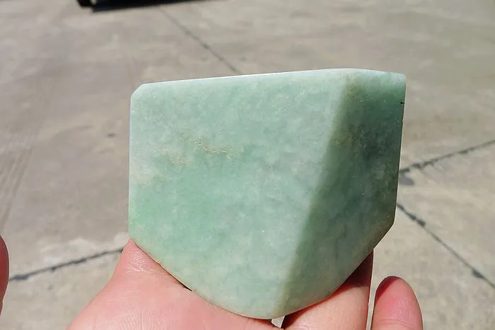 Natural Jade Rough Jadeite Raw (214g,7X5.9X3.1cm)