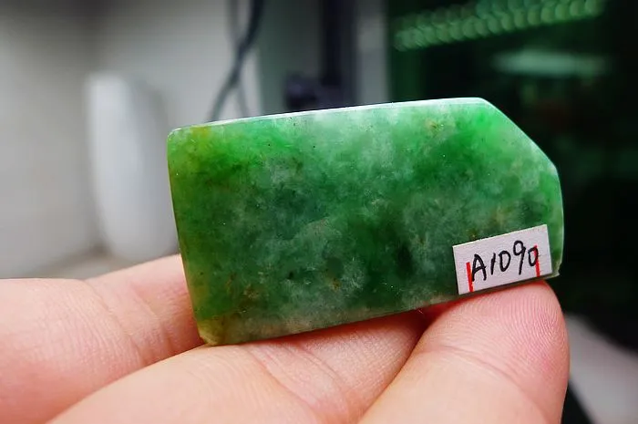 Natural Jade Rough Jadeite Raw (22g,4.1X2.1X0.95cm)