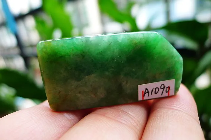 Natural Jade Rough Jadeite Raw (22g,4.1X2.1X0.95cm)