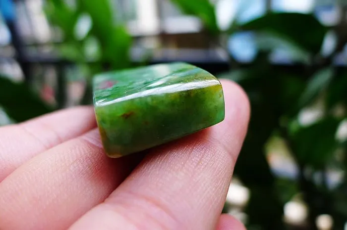 Natural Jade Rough Jadeite Raw (22g,4.1X2.1X0.95cm)