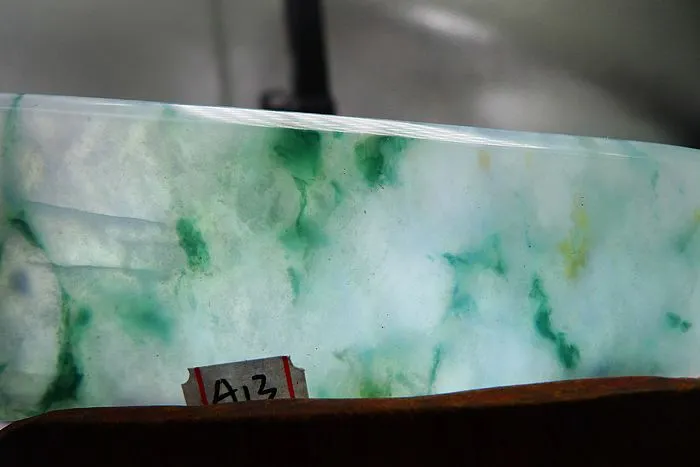 Natural Jade Rough Jadeite Raw (26g,7.6X3.1X0.35cm)