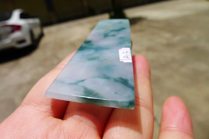 Natural Jade Rough Jadeite Raw (26g,7.6X3.1X0.35cm)