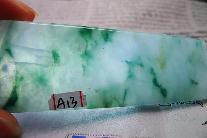 Natural Jade Rough Jadeite Raw (26g,7.6X3.1X0.35cm)