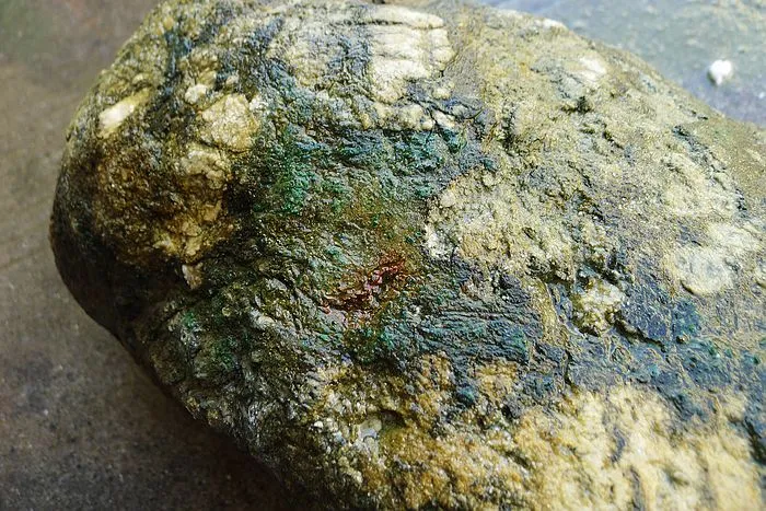 Natural Jade Rough Jadeite Raw (32kg,44X24X16cm)