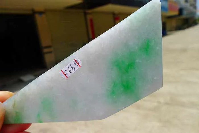 Natural Jade Rough Jadeite Raw (47g,9.9X3.4X0.5cm)