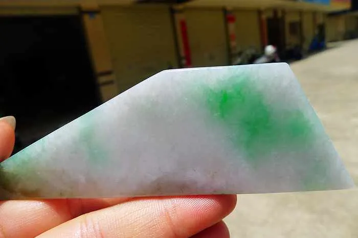 Natural Jade Rough Jadeite Raw (47g,9.9X3.4X0.5cm)