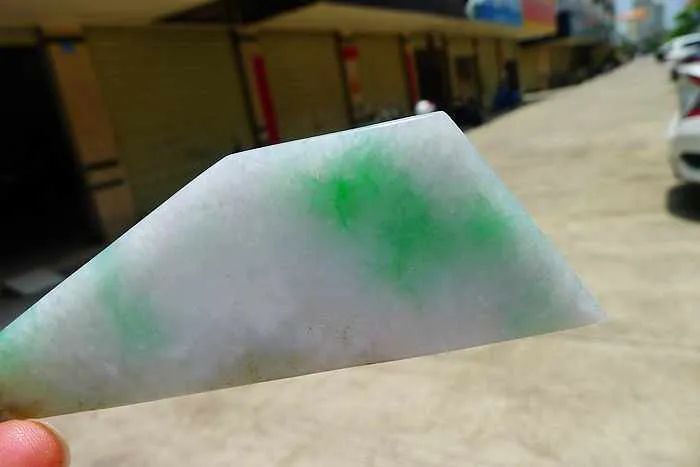 Natural Jade Rough Jadeite Raw (47g,9.9X3.4X0.5cm)