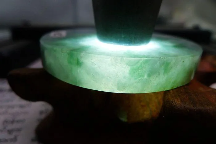 Natural Jade Rough Jadeite Raw (61g,5.3X0.8cm)