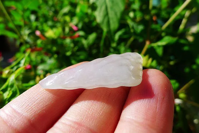 Natural Jade Rough Jadeite Raw (6.4g,3.8X1.5X0.8cm)