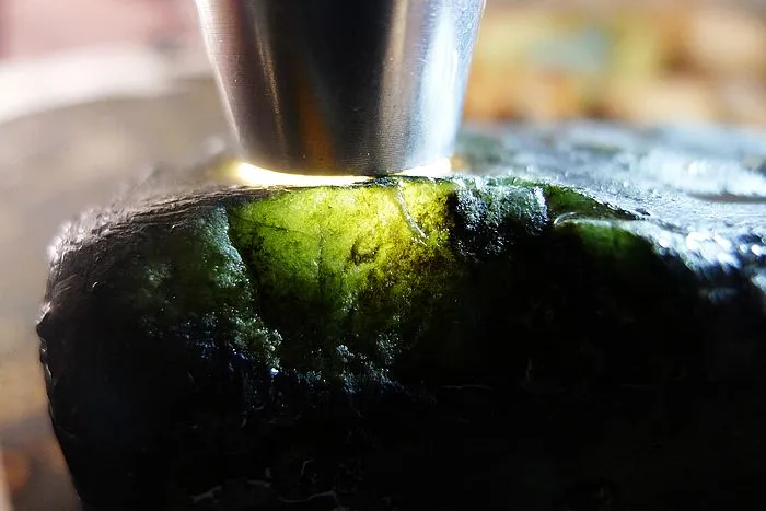 Natural Jade Rough Jadeite Raw (753g,7.7X7.3X7cm)