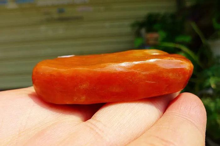 Natural Jade Rough Jadeite Raw (81g,6X5.3X1.3cm)
