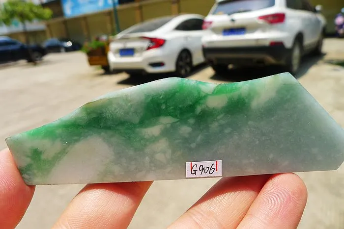 Natural Jade Rough Jadeite Raw (84g,11.8X3.5X0.85cm)
