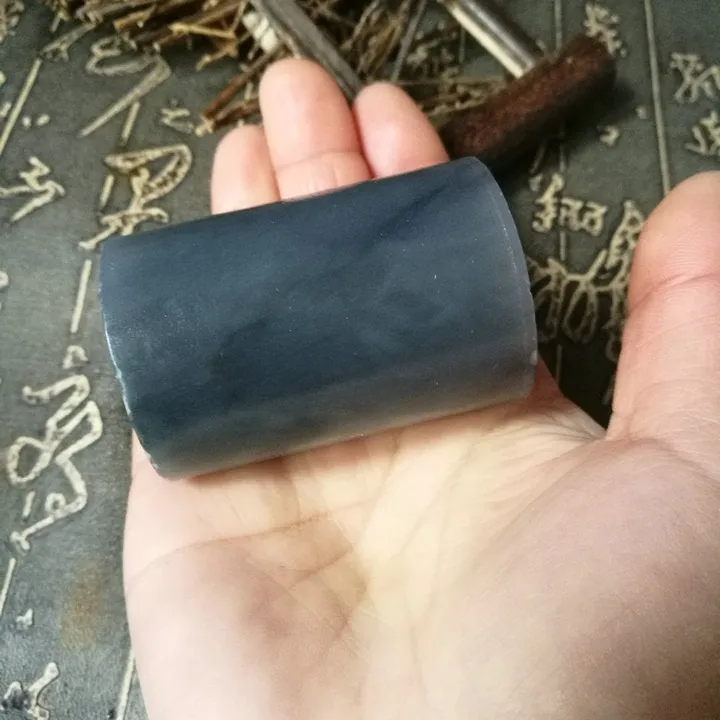 Natural Kunlun Jade Rough Nephrite Raw (192g, 5.6X3.9X3.9cm)