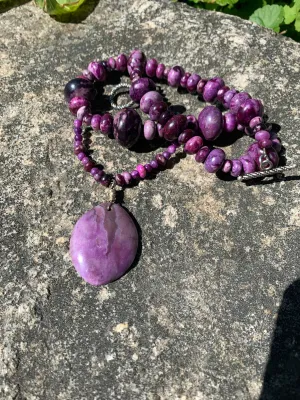 Purple pendant necklace