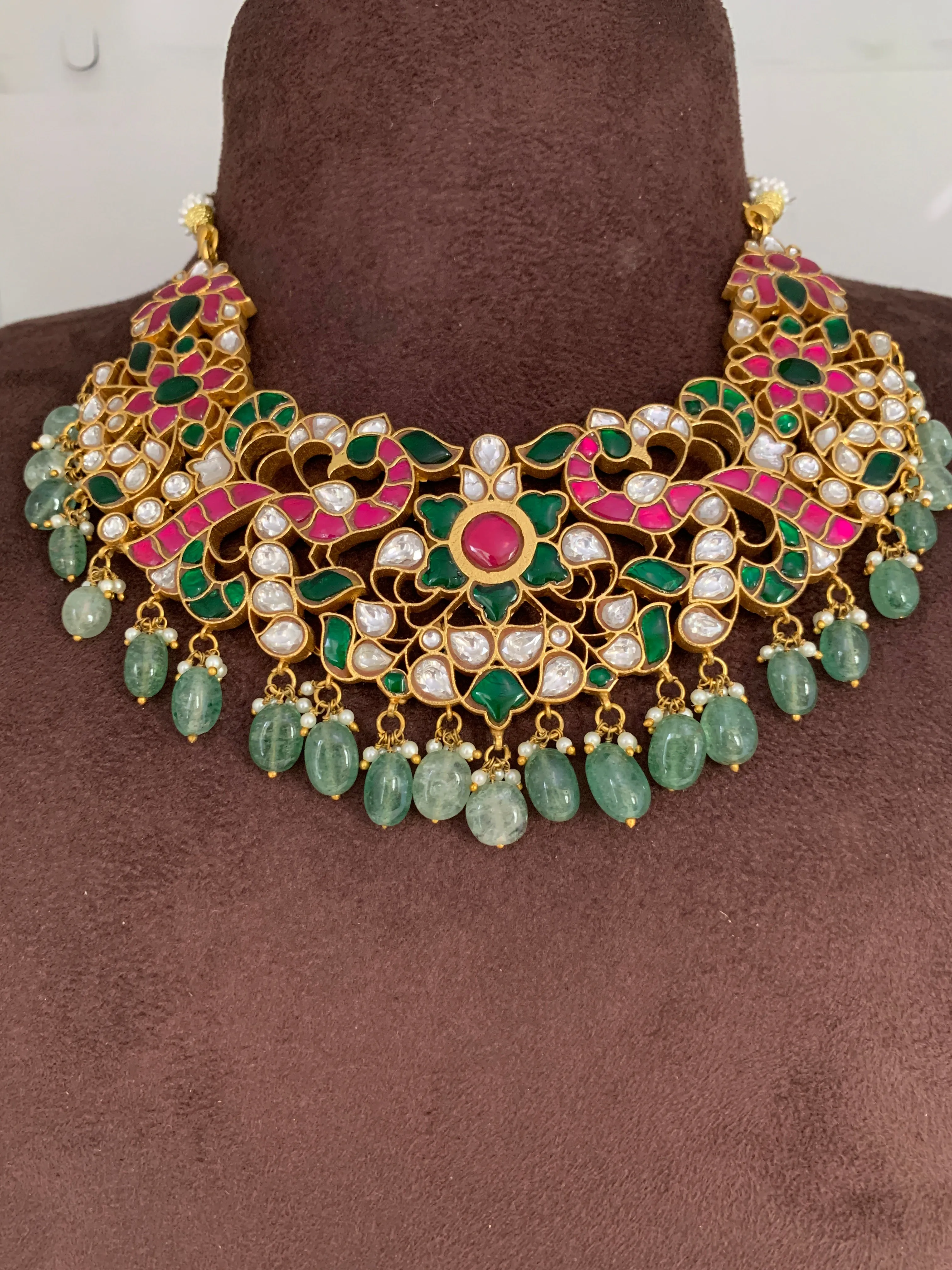 Red Green Jadau Kundan Emerald Beads Necklace