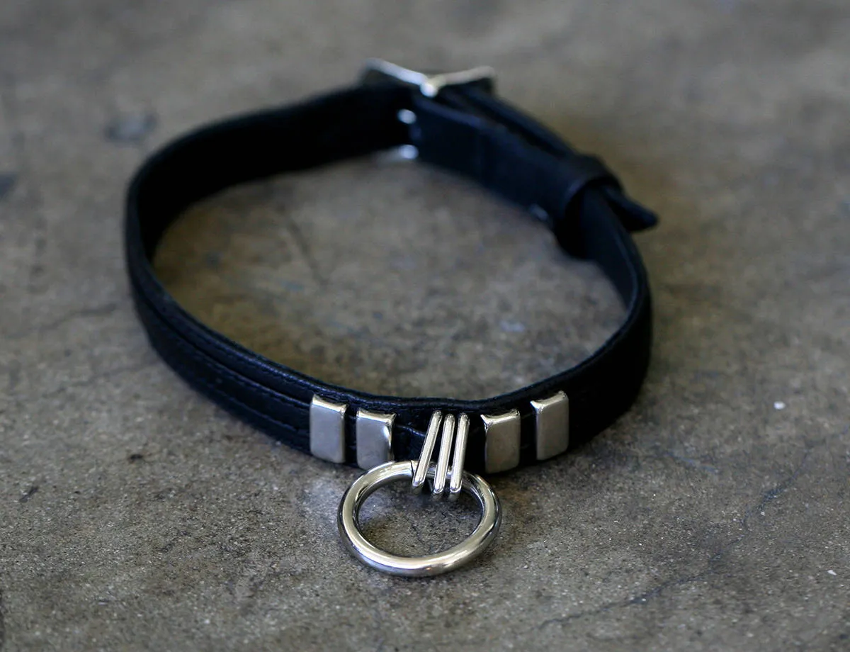 THIN LINE Metal O Rang Leather Choker Collar